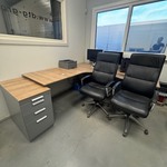 Hoekbureau met 2x bureaustoel, grijs/eiken