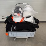 Kar bedrijfskleding en bouwhelmen