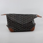 Toilettas, Goyard
