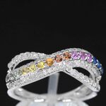 Witgouden ring met diamanten en multicolour saffieren