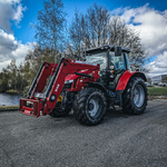 Land- of bosbouwtrekker, Massey Ferguson, 5711 SL, 2016, met voorlader