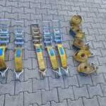 2x Onderbouwkist en diverse vrachtwagen benodigdheden en onderdelen ,