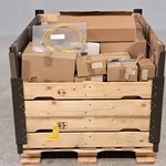 Diverse onderdelen en ijzerwaren, O.a Daf