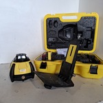 Roterende laser  Leica, Rugby 55, bouwjaar 2012