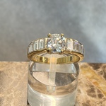 Gouden ring met diamanten