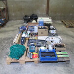 6x Pallets met diversen