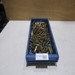 Bak met ca. 70 metalen Expansiepluggen
