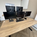 3x Monitor met dockingstation, E24 G4 FHD, 2021