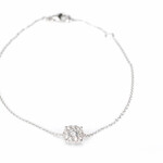 Witgouden armband met een diamanten bedel