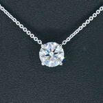 Witgouden halsketting met een briljant van 2.00 carat