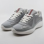 Paar schoenen, maat 7 1/2, Prada, 4E3400