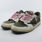 Paar sneakers, maat 42, Nike, Air Jordan DM7866-200