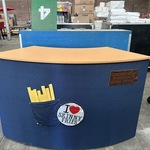 2x Verkoopstand met flightcase