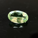 Chrysoliet – ca. 6 carat groene chrysoliet
