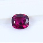 Granaat – 0.94 carat natuurlijke Almandien pyroop granaat