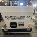 6x Flightcase met designtafel 119x119x115
