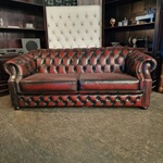 3-Zits bank Chesterfield, Charleston, rood