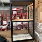 Ca. 18x Bijzettafel verrijdbaar Crate & Cargo