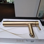 Waskomkraan 304, goud geborsteld