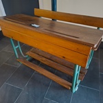 Vintage schoolbank
