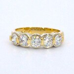 Gouden rij ring met 5 diamanten