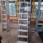 5x diverse ladders en werktrappen