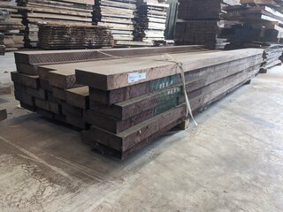ca. 23x Hardhouten plank