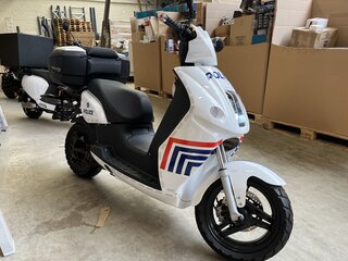 Elektrische motor/scooter 80 km p/u 'Police' Edrive, Cargo Job
