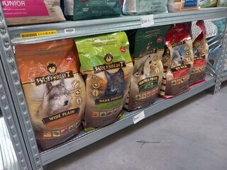 14x Zak hondenvoer Wolfsblut