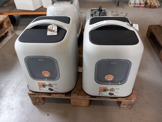 3x  Kattentoilet en 1x vervoerkooi O.a. RothoMypet