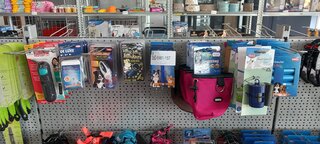 Partij honden accessoires o.a. Nobby, Trixie