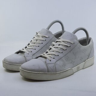Paar sneakers, maat 9 Louis Vuitton, MS1107