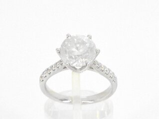 Gouden diamanten solitair ring met een grote diamant van 3.00 carat en