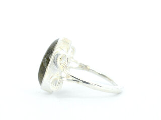 Echte zilveren ring met edelsteen