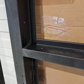 Scharnierdeur + kozijn, zwart ral 9005 fijnstructuur