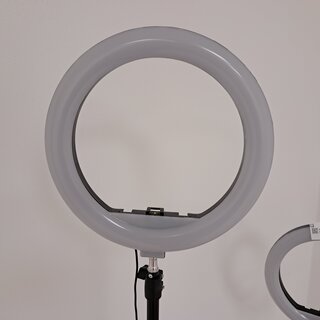 3x Led ringlicht op standaard