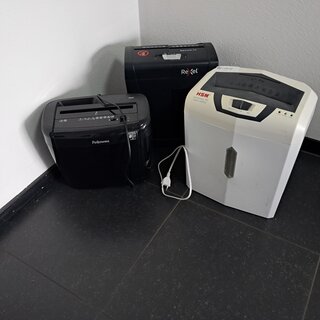 3x Diverse papiervernietigers Fellowes, Rexel, HSM, diverse soorten