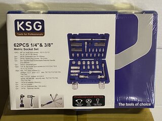 8x Gereedschap set 62 delig in handige koffer