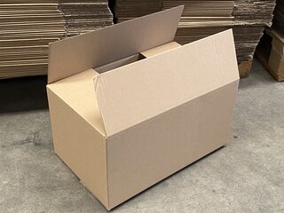 Ca. 400x Verzenddozen 39x24x20cm, bruin