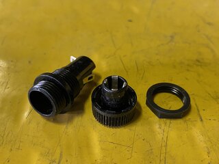 Ca. 2750x Zekering houders voor zekeringen 5x20