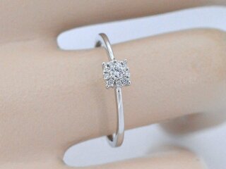 Witgouden ring met briljant geslepen diamant
