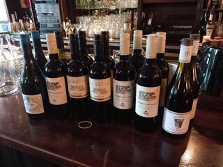 Ca. 14x Diverse rode wijnen o.a., Merlot, Cabernet Sauvignon, Malbec