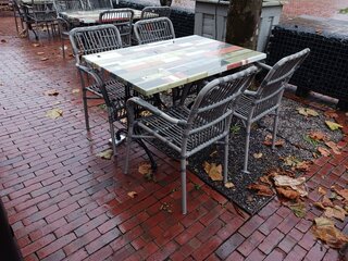 2x terrastafel  met 8x terrasstoel
