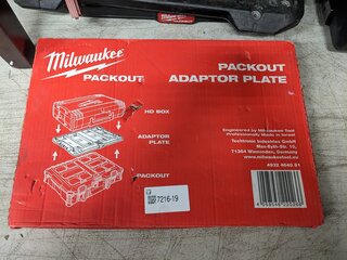 Diverse onderdelen o.a. adapterplaat Milwaukee