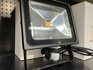Partij Pro Lumia Ledlamp met sensor en beugel<br />