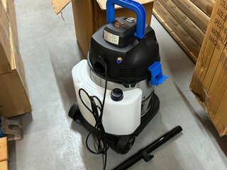 Nat- en droogstofzuiger Beurs showmodel, 20L