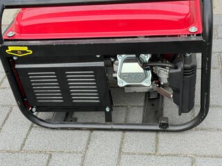 Benzine generator  UniversalKraft, UK-PULLSTART9500
