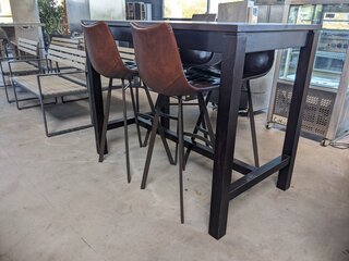 Bartafel met 4x kruk