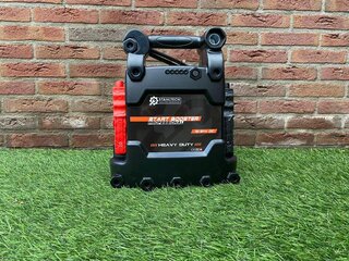 Professionele start booster Stahltech , 12/24V
