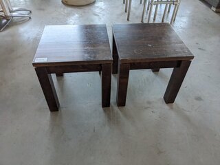 2x Bijzettafel